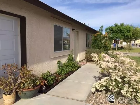8750 37 Ln, Yuma, AZ 85365 photo 2
