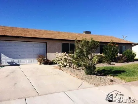 8750 37 Ln, Yuma, AZ 85365 photo 1