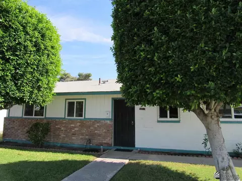 1055 E 26 Pl, Yuma, AZ 85365 photo 2