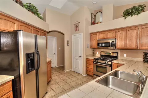 8330 E Topeka Pl, Yuma, AZ 85365 photo 5