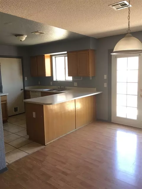 8887 E 39 St, Yuma, AZ 85365 photo 2