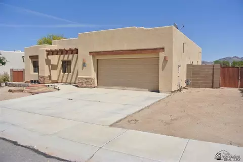 10445 S Orion Ave, Yuma, AZ 85367 photo 2