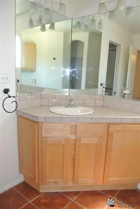 10445 S Orion Ave, Yuma, AZ 85367 photo 9