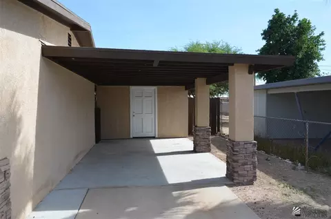 1357 E 25 St, Yuma, AZ 85365 photo 3