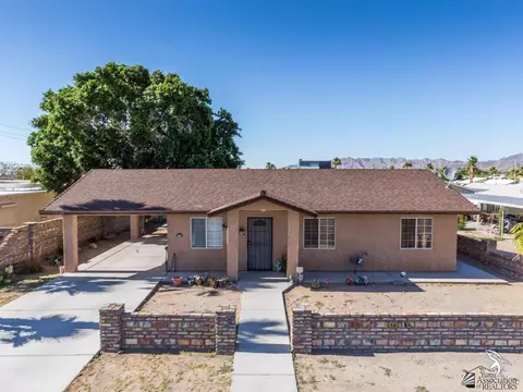 13122 E 50 St, Yuma, AZ 85367 photo 1