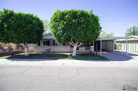 2015 E 25 St, Yuma, AZ 85364 photo 1
