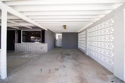 2015 E 25 St, Yuma, AZ 85364 photo 2