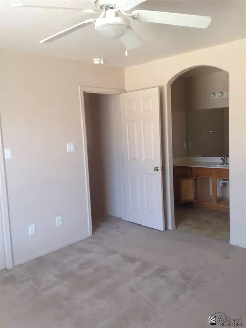 10193 E 38 Pl, Yuma, AZ 85365 photo 2