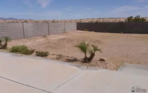 8883 E 39 Pl, Yuma, AZ 85365 photo 13