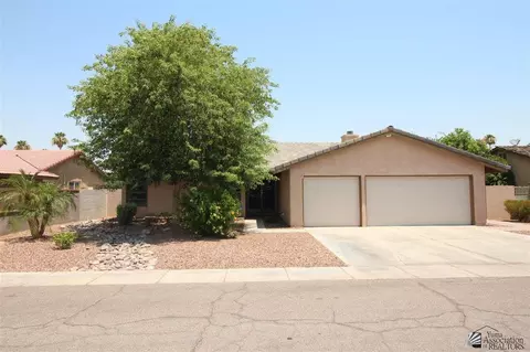 2272 E 26 Way, Yuma, AZ 85365 photo 1