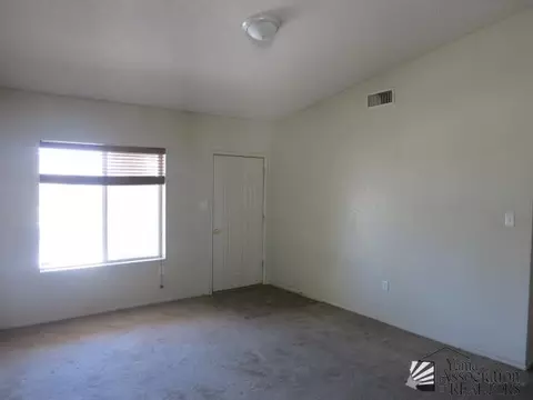 6162 E 43 St, Yuma, AZ 85365 photo 2