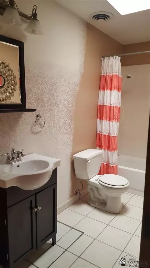 559 E 26 St, Yuma, AZ 85365 photo 11