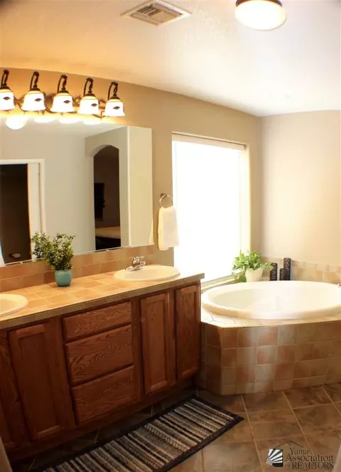 11599 E 26 Ln, Yuma, AZ 85367 photo 9