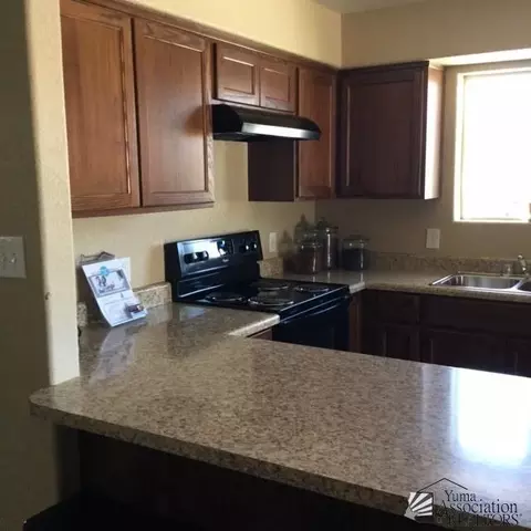 7052 E 37 St, Yuma, AZ 85365 photo 3