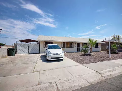1320 E 26 Pl, Yuma, AZ 85365 photo 1