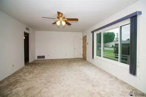 2124 E 25 Pl, Yuma, AZ 85365 photo 11