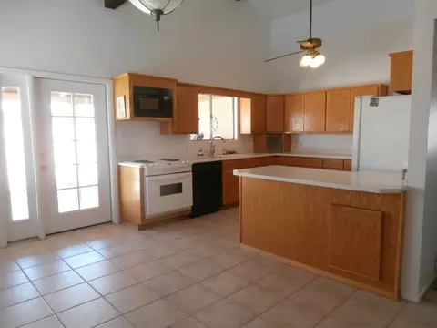 1857 E 26 Pl, Yuma, AZ 85365 photo 4