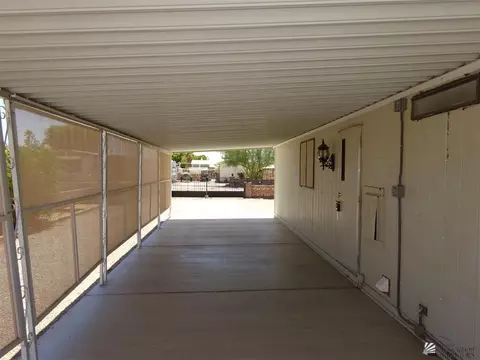 12376 E 39 Pl, Yuma, AZ 85367 photo 2
