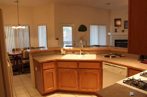 10706 E 38 Pl, Yuma, AZ 85365 photo 5