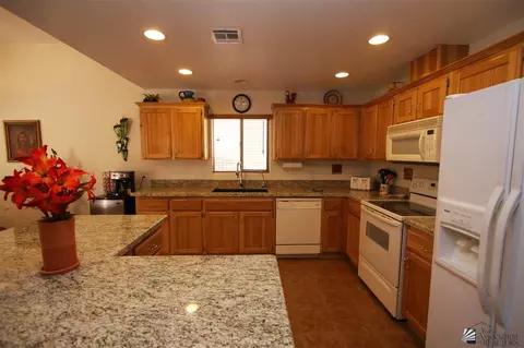 14801 E 52 St, Yuma, AZ 85367 photo 5