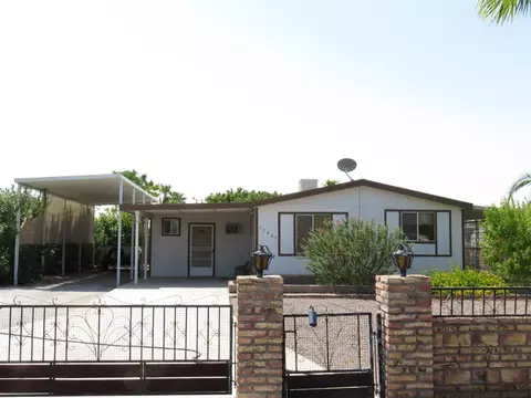 13467 E 46 Dr, Yuma, AZ 85367 photo 1