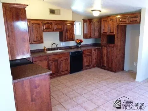 202 25 Pl, Yuma, AZ 85364 photo 5