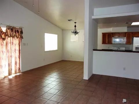 10567 E 39 Pl, Yuma, AZ 85365 photo 2