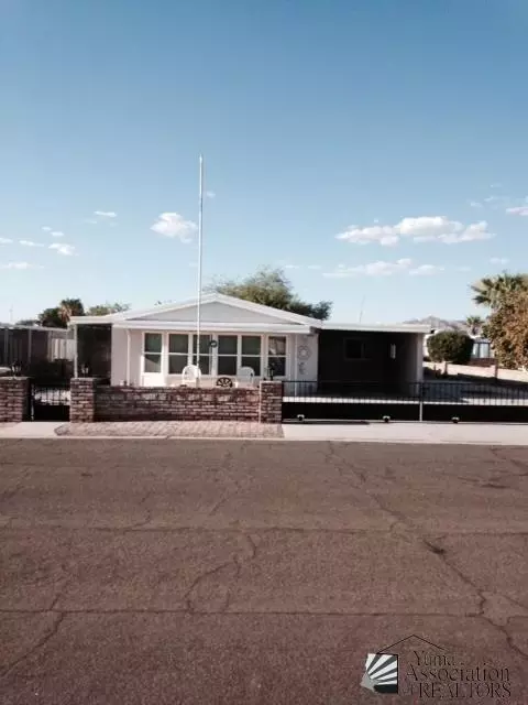 13152 E 42 Dr, Yuma, AZ 85367 photo 1