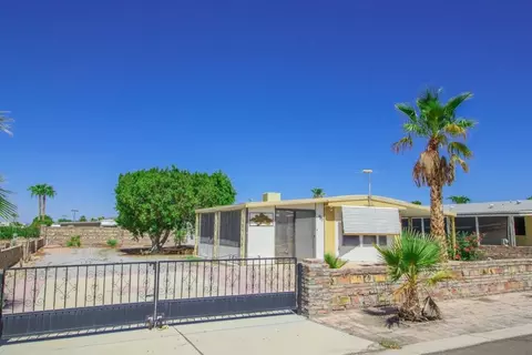 13158 E 40 Dr, Yuma, AZ 85367 photo 1