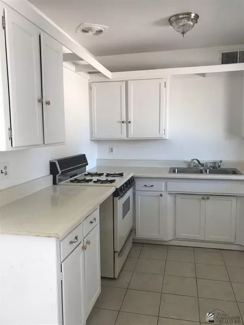 926 E 25 St, Yuma, AZ 85365 photo 4