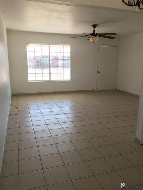 926 E 25 St, Yuma, AZ 85365 photo 7