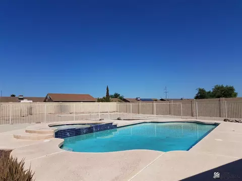 7104 E 26 Pl, Yuma, AZ 85365 photo 2