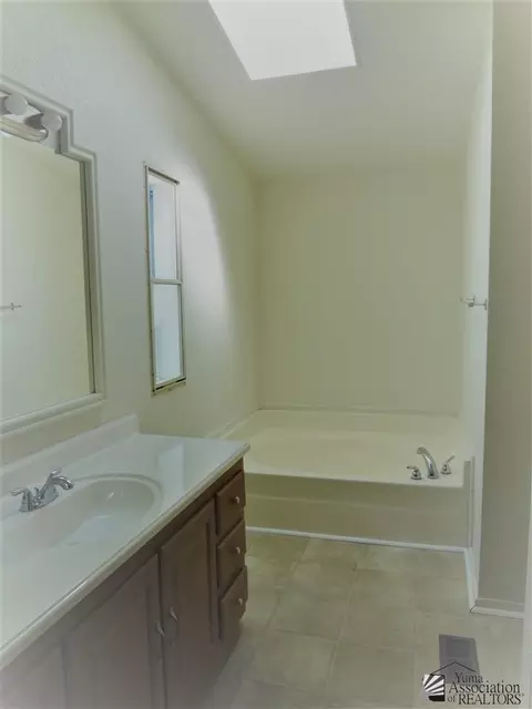 12646 E 35 Pl, Yuma, AZ 85367 photo 8