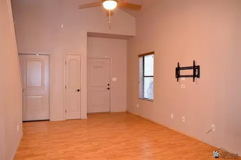2215 E 27 Ln, Yuma, AZ 85364 photo 2