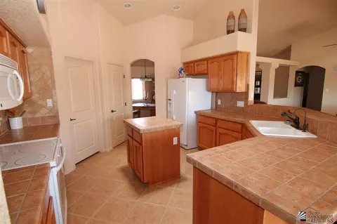 5911 E 38 Pl, Yuma, AZ 85365 photo 8