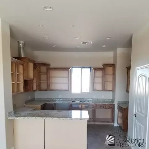 8485 E 37 St, Yuma, AZ 85365 photo 3