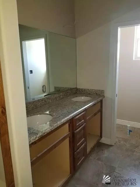 8485 E 37 St, Yuma, AZ 85365 photo 4
