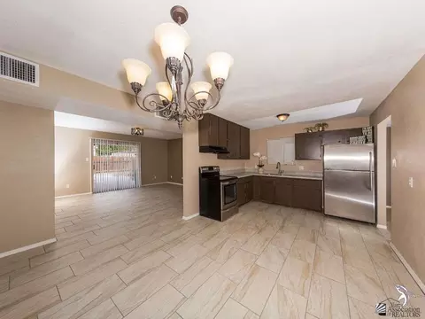 1622 E 27 St, Yuma, AZ 85365 photo 3