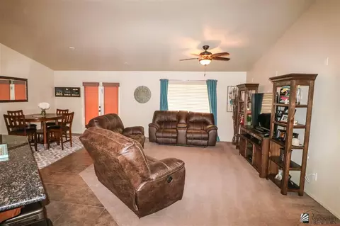 6294 E 47 St, Yuma, AZ 85365 photo 6