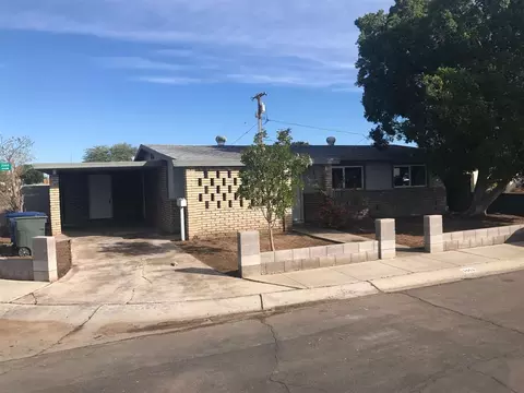 2002 E 26 St, Yuma, AZ 85365 photo 1