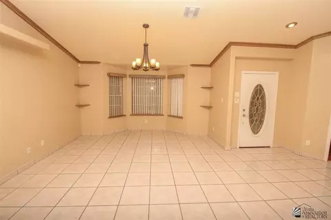10588 E 37 St, Yuma, AZ 85365 photo 3
