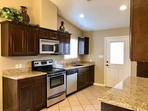 10166 E 37 St, Yuma, AZ 85365 photo 6