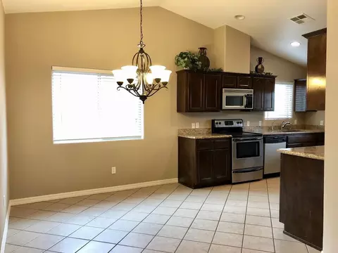 10166 E 37 St, Yuma, AZ 85365 photo 5