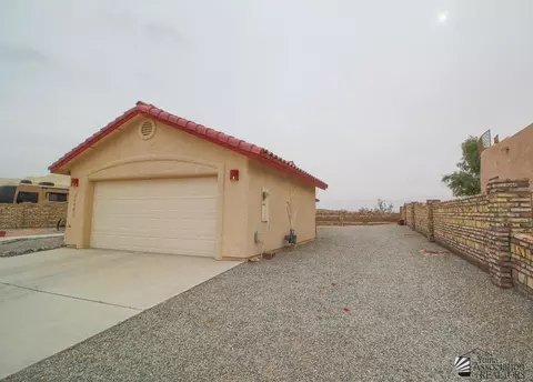 13421 E 55 Ln, Yuma, AZ 85367 photo 2