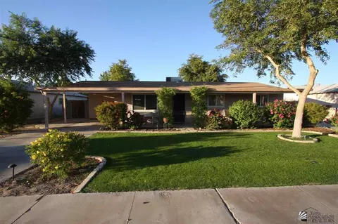 1452 E 27 St, Yuma, AZ 85365 photo 2