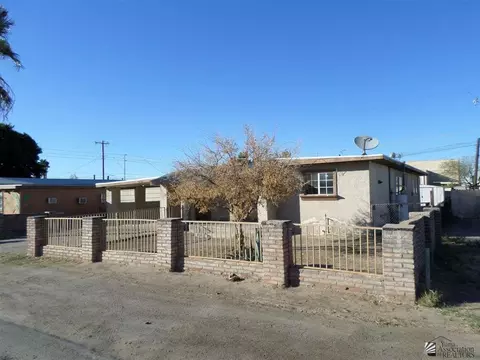 2132 E 14 Pl, Yuma, AZ 85365 photo 2