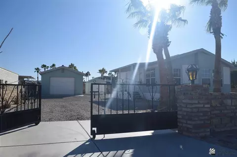 13499 E 49 St, Yuma, AZ 85367 photo 2