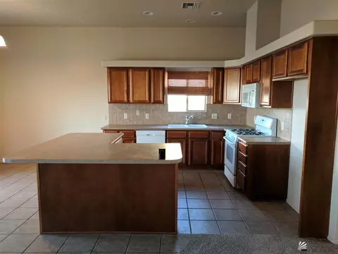 11860 Eclipse Ct, Yuma, AZ photo 6