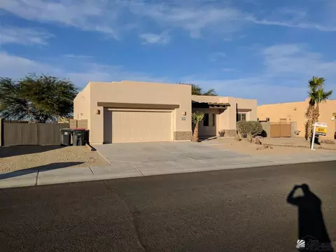 11860 Eclipse Ct, Yuma, AZ photo 2