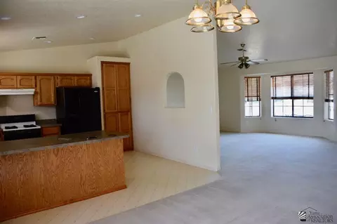 10761 E 37 St, Yuma, AZ 85365 photo 4